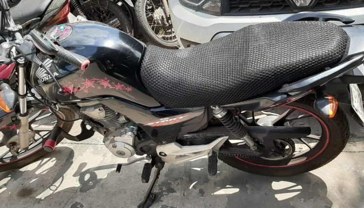 1º RPMont recupera moto roubada no Centro de São Luis