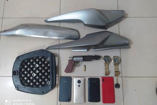 28º BPM prende assaltantes com arma de fogo e recupera objetos roubados em Itapercuru-Mirim