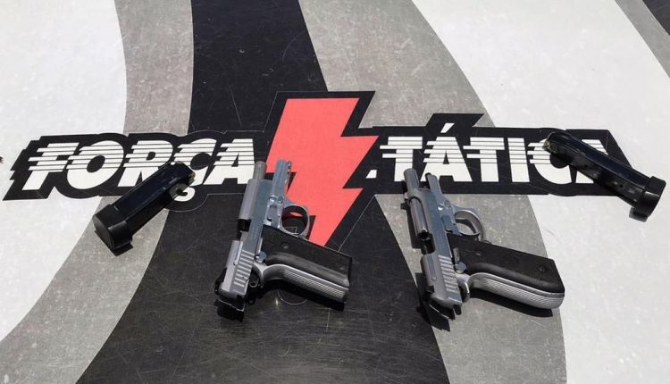16º BPM APREENDE MOTO, PISTOLAS E MUNIÇÕES