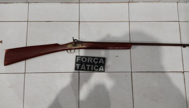 17° BPM APREENDE ARMA DE FOGO EM CODÓ