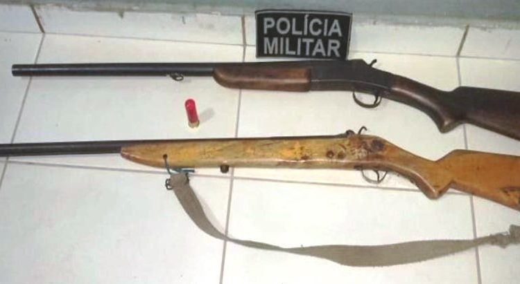 POLICIAIS DO 18º BPM APREENDEM DUAS ARMAS DE FOGO
