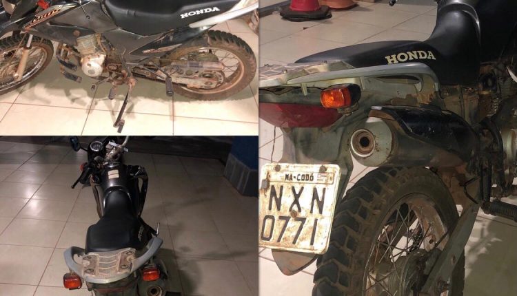 Policiais militares do 17º BPM apreendem moto roubada em operação Codó Segura