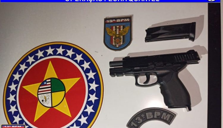 13º BPM APREENDE UM SIMULACRO DE ARMA DE FOGO E CONDUZ DOIS INDIVÍDUOS POR ROUBO