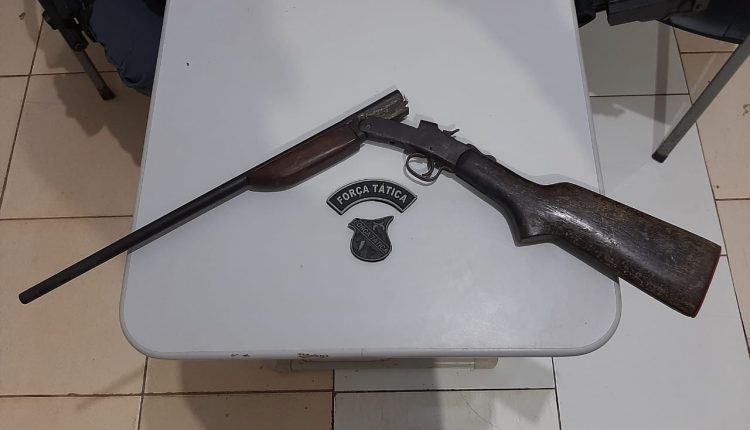 Força Tática do 30° BPM apreende rifle calibre 22 em Buriticupu