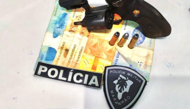 Policiais Militares do 17º BPM realizam prisão de homem com arma de fogo em Timbiras.