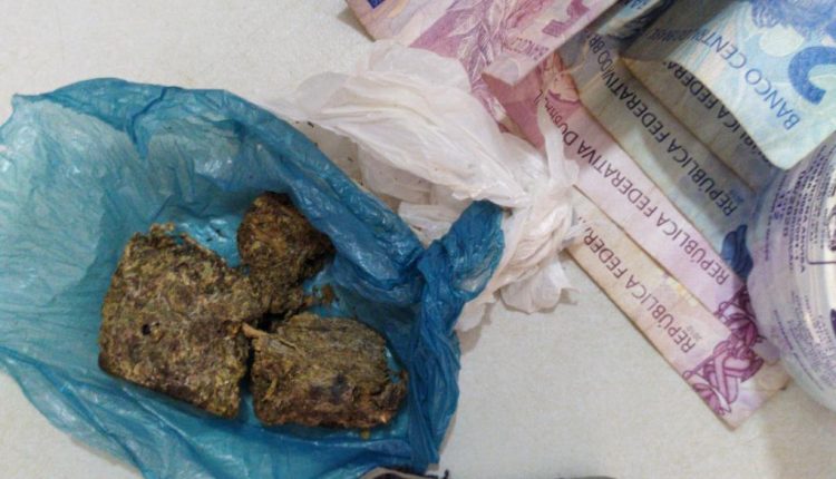 Homem é preso com drogas em Itapecuru Mirim