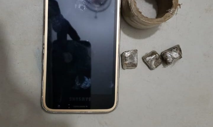 Homem é preso com drogas e moto roubada em Itapecuru-Mirim