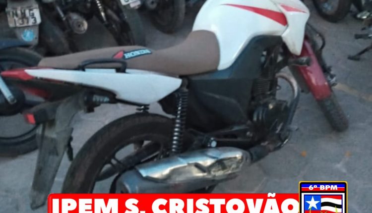 6º BPM apreende motocicleta e apreende drogas neste fim de semana