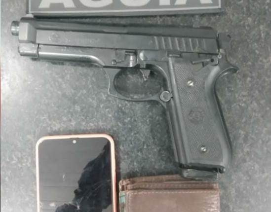 Homem é preso com simulacro de arma de fogo em Balsas
