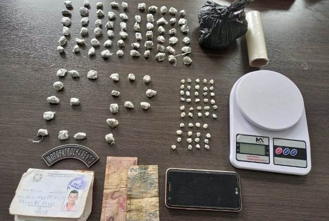 Polícia Militar prende homem com drogas em Santa Inês