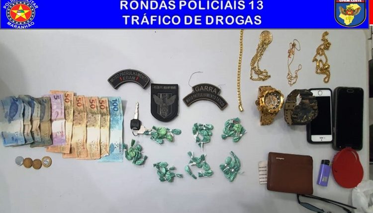 POLICIAIS MILITARES APREENDEM 35 PORÇÕES DE ENTORPECENTE NA ÁREA DO 13º BPM