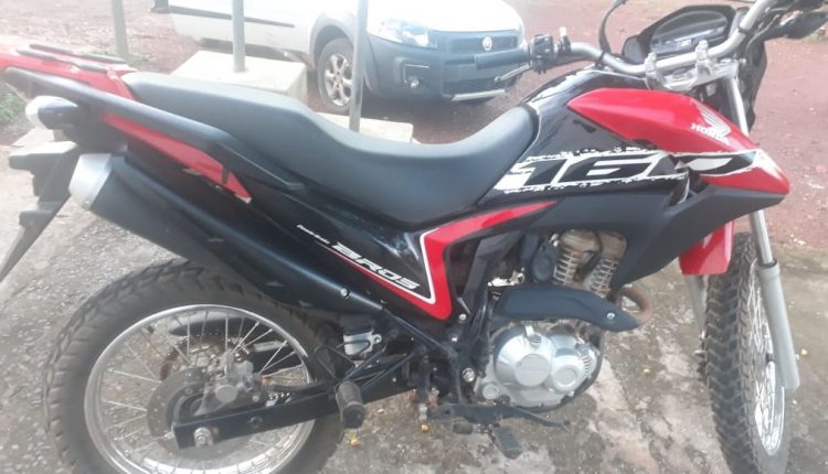 POLÍCIA MILITAR LOCALIZA MOTOCICLETA ROUBADA NA CIDADE DE BENEDITO LEITE-MA