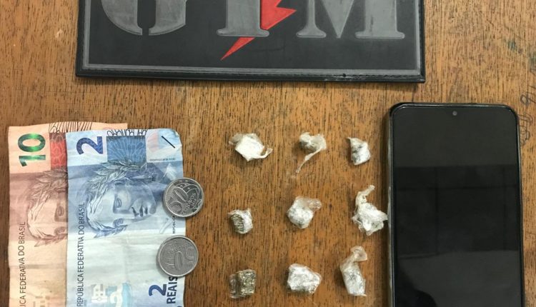 POLICIAIS MILITARES DO 9° BPM PRENDEM SUSPEITOS COM MACONHA NO BAIRRO DE FÁTIMA