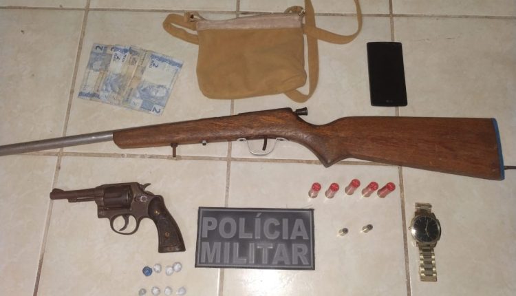 Em Bacuri – MA, Policiais Militares apreendem armas de fogo e drogas