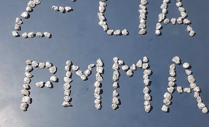 Polícia Militar apreende drogas na cidade de Peritoró