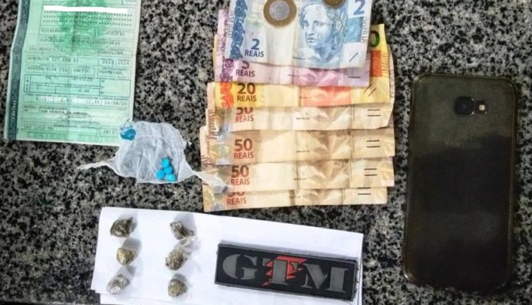 GRUPO TÁTICO MÓVEL DA PMMA APREENDE ENTORPECENTES