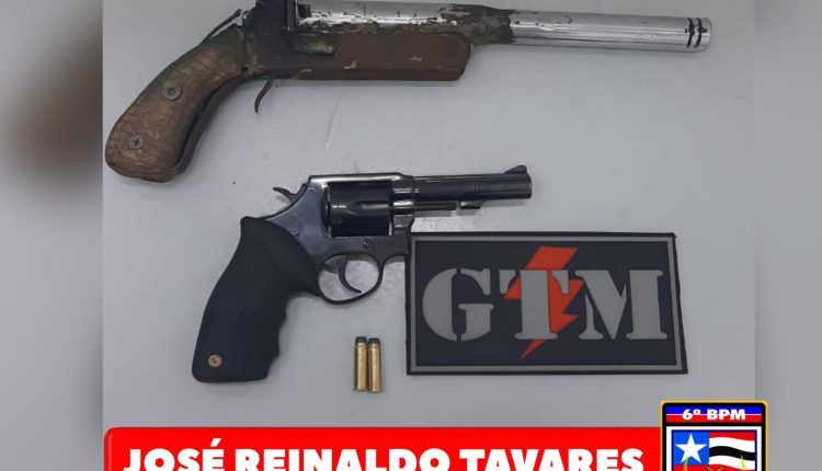 MENOR É CONDUZIDO COM DUAS ARMAS DE FOGO 