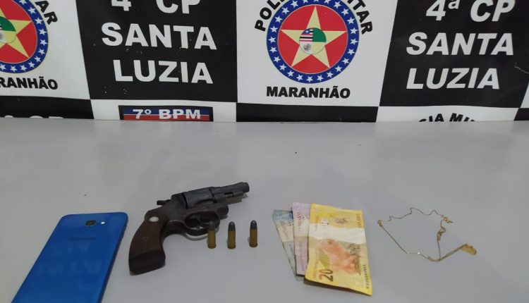 Polícia militar prende homem por porte ilegal de arma de fogo em Santa Luzia