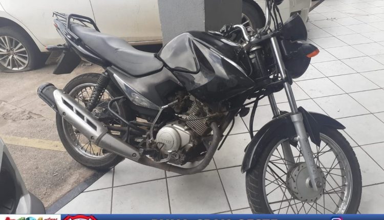 POLICIAIS MILITARES DO 9° BPM APREENDEM VEÍCULO ROUBADO