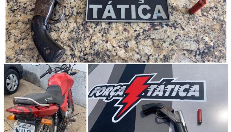 PMMA apreende simulacro de arma de fogo e prende dupla de assaltantes