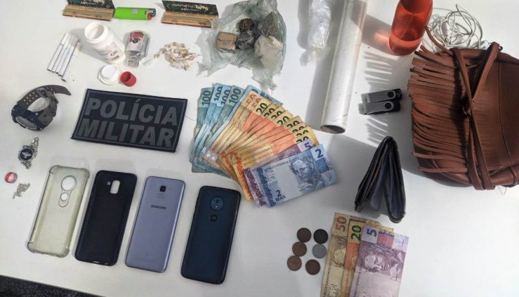 POLÍCIA MILITAR APREENDE DROGAS E PRENDE SUSPEITOS POR TRÁFICO