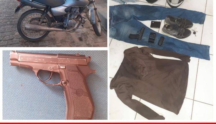 POLÍCIA MILITAR PRENDE ASSALTANTES, APRENDE SIMULACRO DE ARMA DE FOGO E RECUPERA OBJETOS ROUBADOS