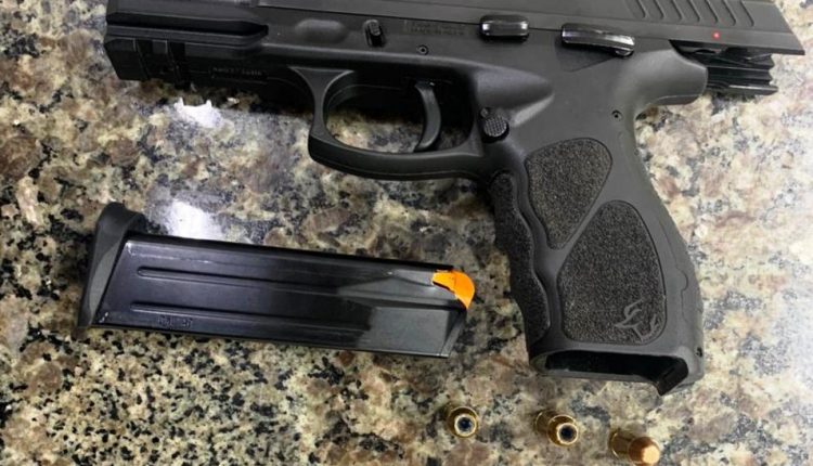 Durante abordagem homem é preso portando ilegalmente arma de fogo em Timon