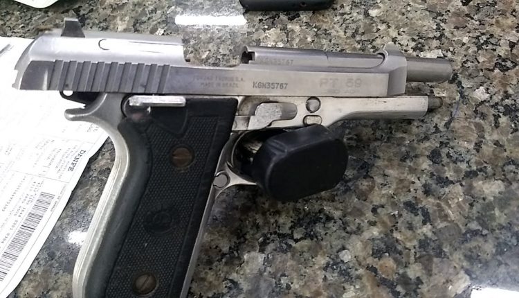 Polícia Militar apreende arma de fogo e drogas em Timon