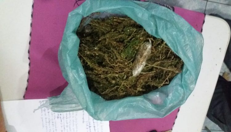 HOMENS SÃO PRESOS SUSPEITOS DE TRÁFICO DE DROGAS EM ICATU