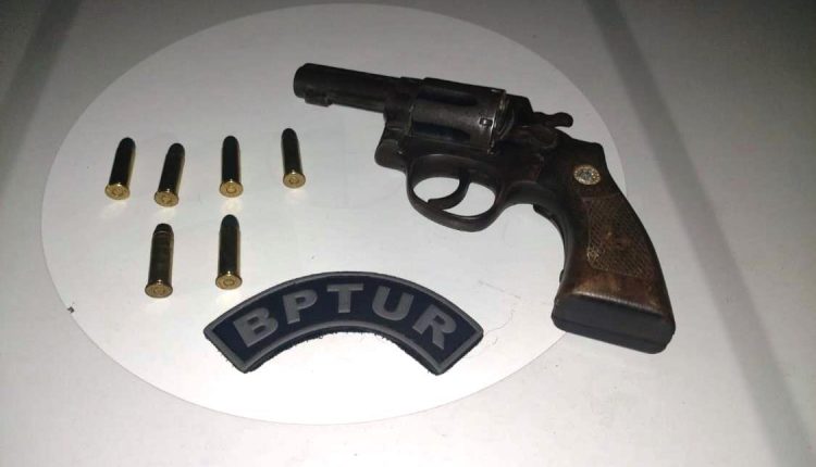 PMMA APREENDE ARMA DE FOGO NA MA-225, EM BARREIRINHAS-MA