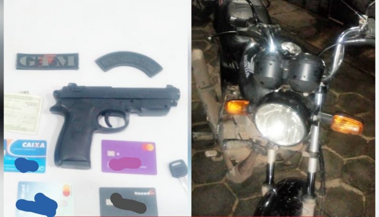 Polícia Militar prende homem com arma de fogo falsa e motocicleta roubada em São José de Ribamar