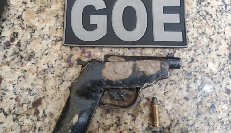 Policiais do Grupo de Operações Especiais (GOE) apreendem menor com arma de fogo durante Operação Bairro Seguro em Caxias-MA
