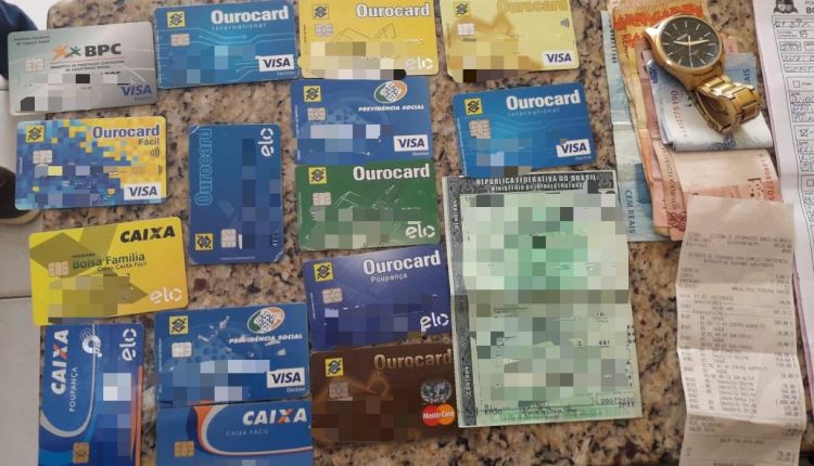 Polícia Militar realiza prisão de suspeito de estelionato em uma agência bancária em Caxias