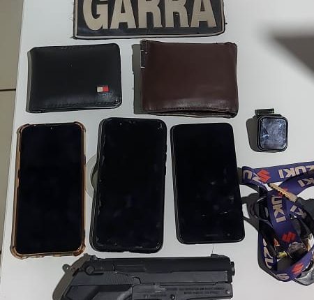 POLÍCIA MILITAR APREENDE DOIS INDIVÍDUOS COM SIMULACRO DE ARMA DE FOGO EM PAÇO DO LUMIAR