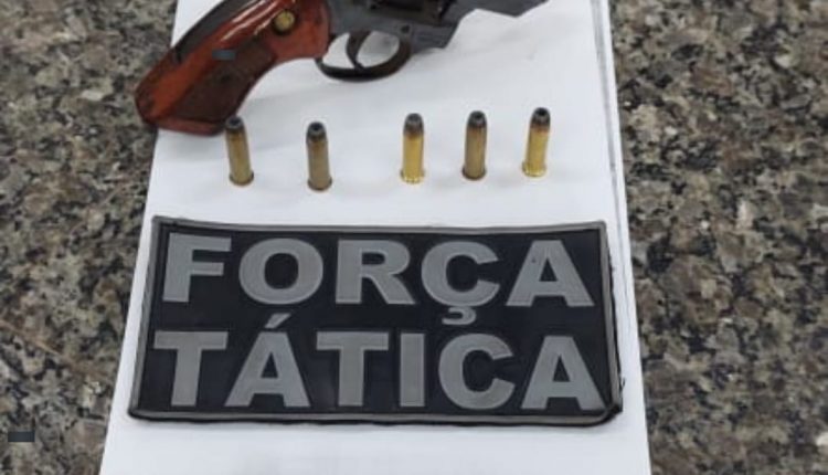 POLICIAIS MILITARES DO 11°BPM APREENDEM DUAS ARMAS DE FOGO