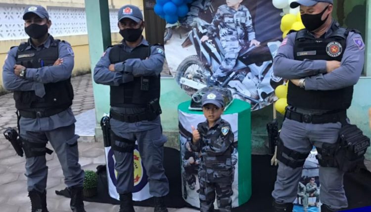 POLÍCIA MILITAR PARTICIPA DE FESTA DE ANIVERSÁRIO DE  CRIANÇA