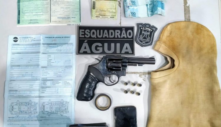 POLICIAIS MILITARES DO BPCHOQUE APREENDEM ARMA DE FOGO