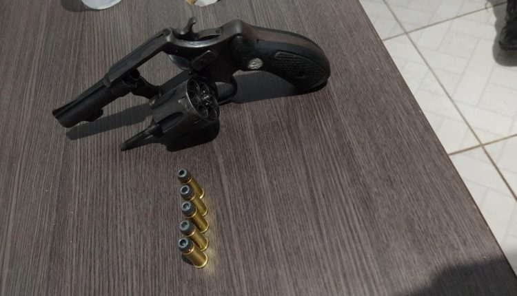 POLÍCIA MILITAR APREENDE ARMA DE FOGO EM ITAPECURU-MIRIM-MA