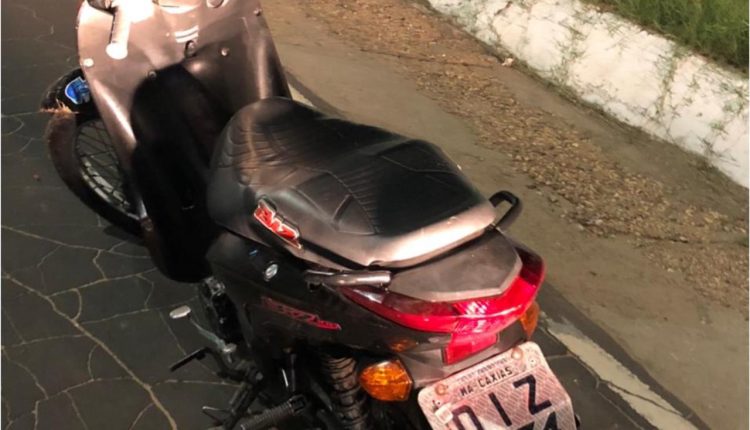 POLÍCIA MILITAR RECUPERA MOTOCICLETA EM OPERAÇÃO CIDADE SEGURA