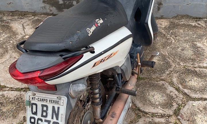 POLICIAIS MILITARES APREENDEM MOTO COM RESTRIÇÃO DE ROUBO EM SANTA INÊS-MA