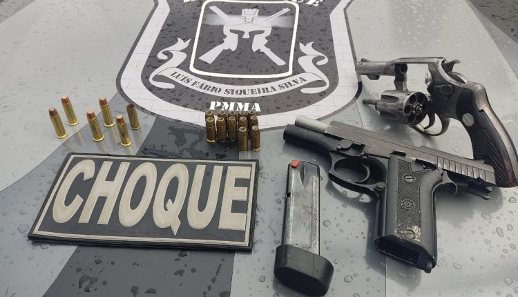 PMMA PRENDE SUSPEITOS COM DUAS ARMAS DE FOGO