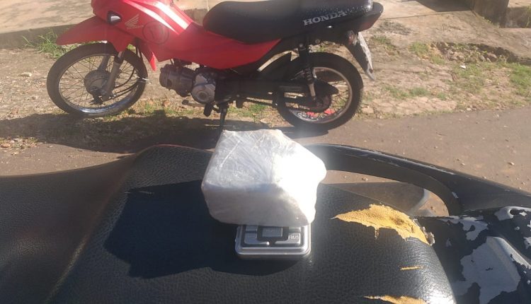 Policiais militares apreendem entorpecentes no Goiabal
