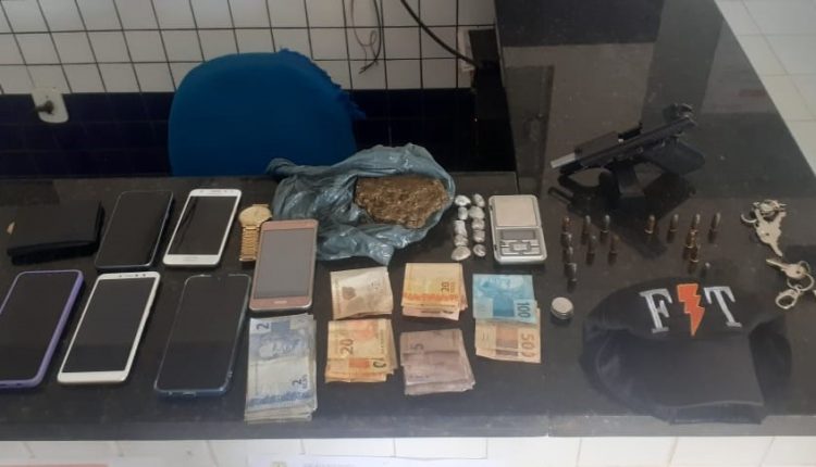 PMMA apreende motocicleta, arma de fogo e estoura “boca de fumo” em Viana-MA