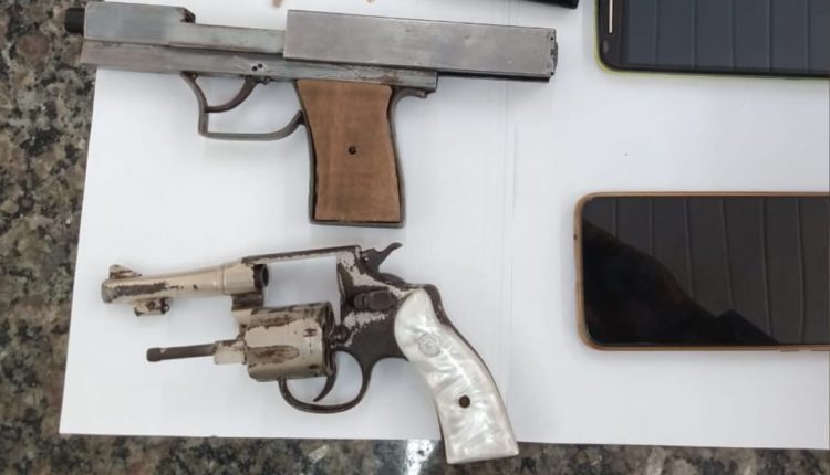 PMMA apreende duas armas de fogo e recupera motocicleta em Timon-MA