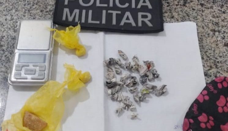 Polícia Militar conduz suspeitos por tráfico de drogas na Vila Luizão