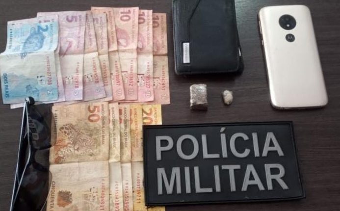 Equipe da PMMA conduz casal flagrado com drogas no bairro Alonso Costa