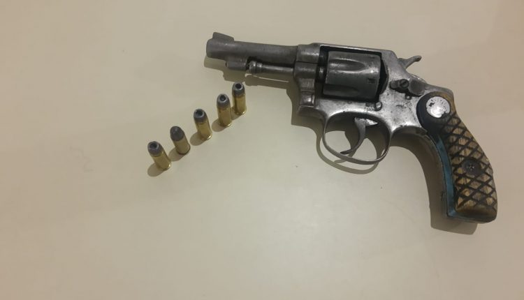 Policiais do 39⁰ BPM apreendem arma de fogo em Paulo Ramos