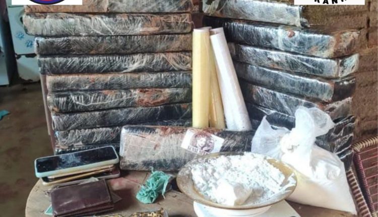 POLÍCIA MILITAR APREENDE 20KG DE DROGAS NA CIDADE DE ESTREITO