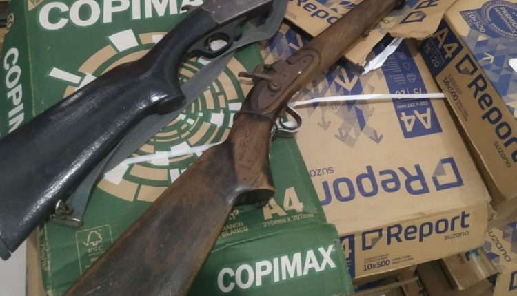 POLÍCIA MILITAR APREENDE DUAS ARMAS DE FOGO SUPOSTAMENTE USADAS EM CONFLITO NA ZONA RURAL DE CODÓ