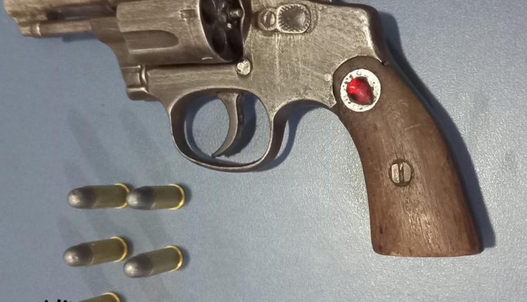 Polícia Militar realiza prisão de suspeito por porte ilegal arma de fogo durante Operação Cidade Segura em Coelho Neto-MA